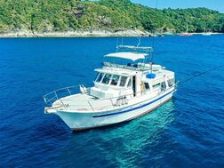 Luxury private fishing charters in Phuket for fishing day trips and overnight fishing excursions.Picture
